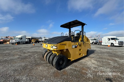 2018 Cat CW16 9 Wheel Gummiradwalze
