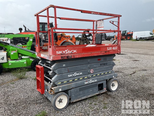 ELEVADOR TIJERA 2014 SKYJACK SJIII4632