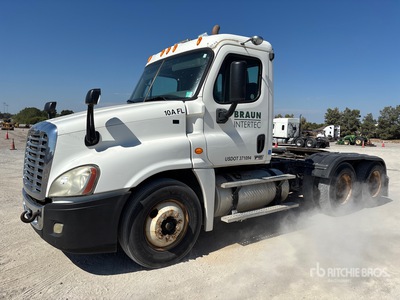 2010 Freightliner Cascadia 125 6x4 Cabeza Tractora Cabina Corta