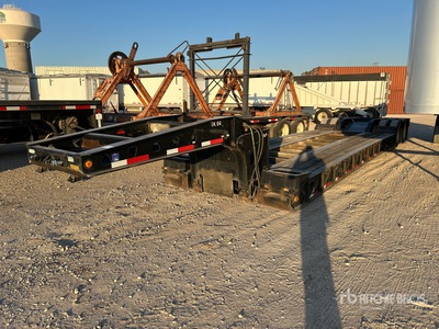 2005 Trail King TK70HDG-422 70000 lb T/A Removable Gooseneck Lowboy Trailer