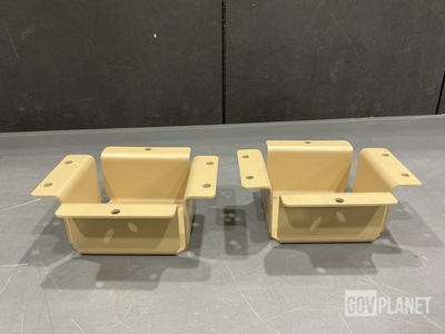 (53) Oshkosh 3824662 Mounting Brackets