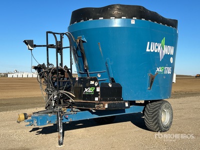 2019 Lucknow XLR1705 13 ft x 9 ft Mélangeur de nourriture de bétail