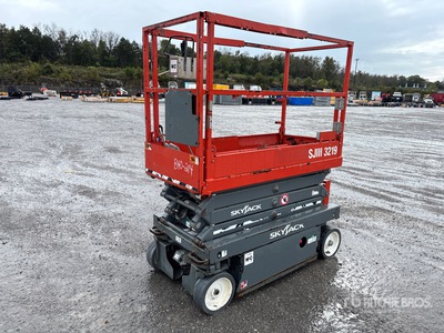 2019 Skyjack SJIII-3219 Electric Scissor Lift