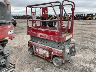 2000 Genie GS1930 Electric Scissor Lift