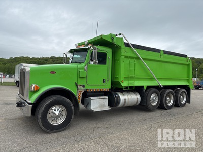 2016 Peterbilt 367 8x4 Tri/A Dump Truck