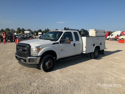 2016 Ford F-350 XL 4x4 Extended Cab Camion de service