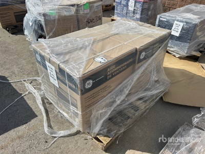 Quantity of (2) 18000 BTU Window エアコン (Unused)