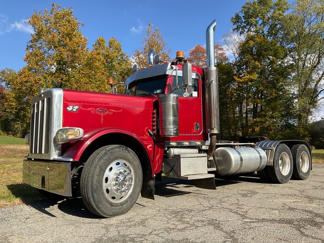 2012 Peterbilt 389 6x4 T/A Day Cab Truck Tractor