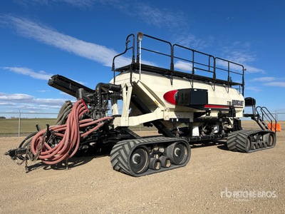 2016 Bourgault 7700 700 bu Tow-Behind Tracked Air Cart
