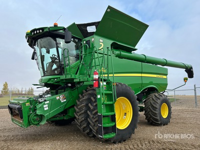 2020 John Deere S780 Moisonneuse-batteuse
