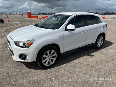 Mitsubishi Outlander Sport 4WD SUV