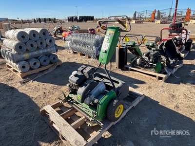 John Deere 220 Greens Mower
