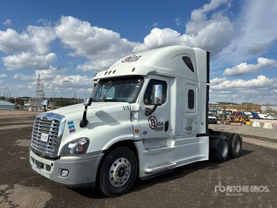 2016 Freightliner Cascadia 125 6x4 T/A Sleeper Truck Tractor