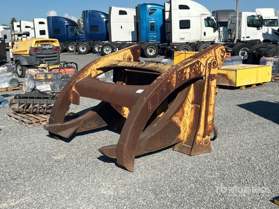 WBH 65 in Wheel Loader Grapple - Fits Cat 950