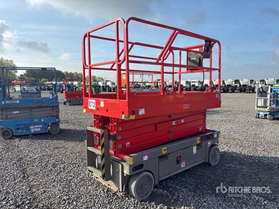 2014 Haulotte Compact12 Electric Piattaforma aerea verticale