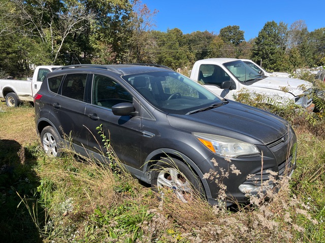 2015 Ford Escape SE 2WD SUV 2015 Ford Escape SE 2WD SUV
