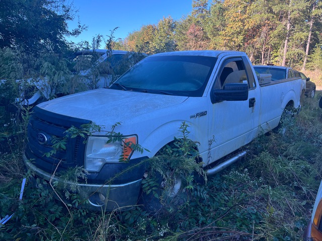2012 Ford F-150 XL 4x2 Pickup (Inoperable) 2012 Ford F-150 XL 4x2 Pickup (Inoperable)
