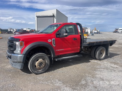 2022 Ford F-550 XL 4x4 Flatbed Truck