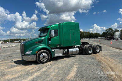 2017 Peterbilt 579 6x4 T/A Sleeper Truck Tractor