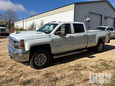 2019 Chevrolet Silverado HD 3500 4x4 Crew Cab Pickup