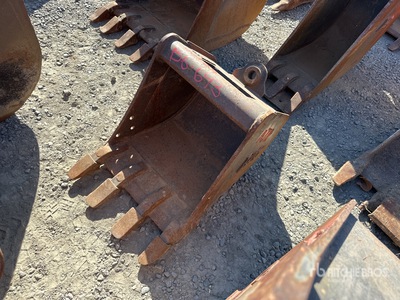 16 in Backhoe Rear Bucket