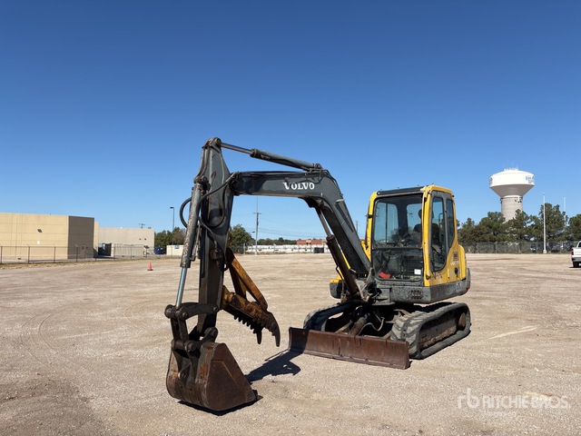 2001 Volvo EC55 Mini Excavator | Ritchie Bros. Auctioneers