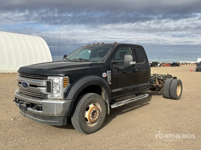 2019 Ford F-550 XLT 4x4 Extended Cab Cab and Chassis
