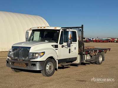 2013 International Terrastar 4x2 Flatbed Truck