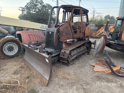 2022 Case 650M Bouteur sur chenilles (Inoperable)