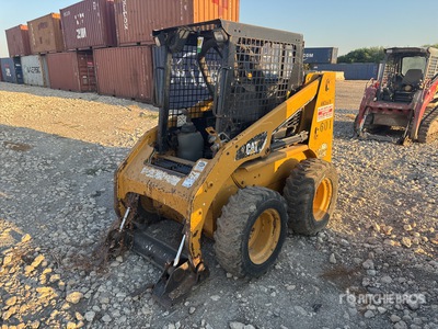 2014 Cat 226B3 Chargeuse à direction à glissement