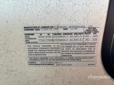2000 Freightliner Discovery Motor Home