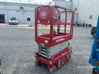 2019 MEC 1330SE Electric Scissor Lift