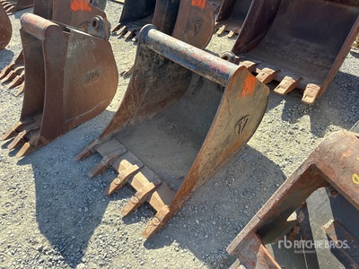 26 in Backhoe Rear Bucket