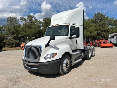 2022 International LT625 6x4 Cabina per trattore stradale