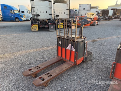 2018 Toyota 8HBE30 6000 lb رافعة الباليت