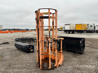 Fence Hog Hydraulic Wire Unroller/Stretcher Attrezzatura per linee cablate - Fits Skid Steer Loader