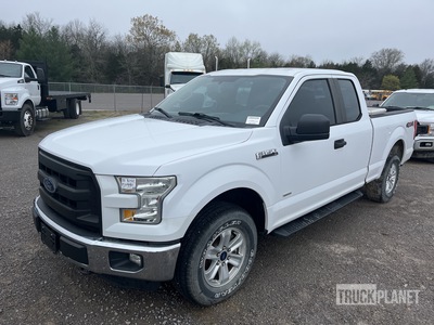 2015 Ford F-150 XL 4x4 Extended Cab Pickup