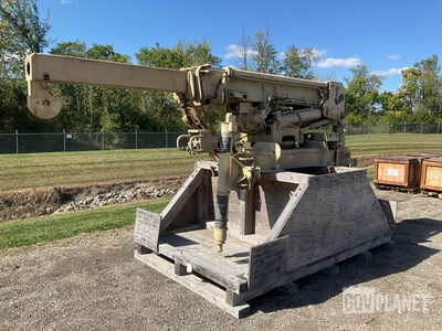 Grove D2195100022 Truck Mounted Crane