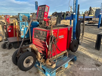 Lincoln Idealarc DC655 850 A Mobile Electric Welder