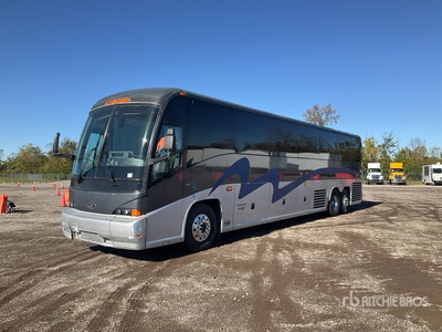 2006 MCI J4500 6x2 56-Seat Transit Bus