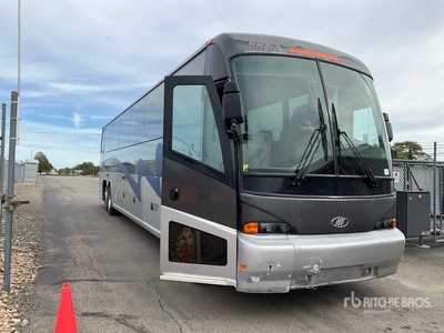 2006 MCI 4500 Bus