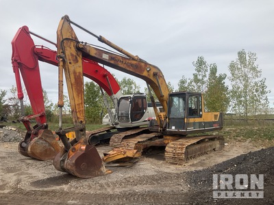 Komatsu PC200LC-3 Tracked Excavator