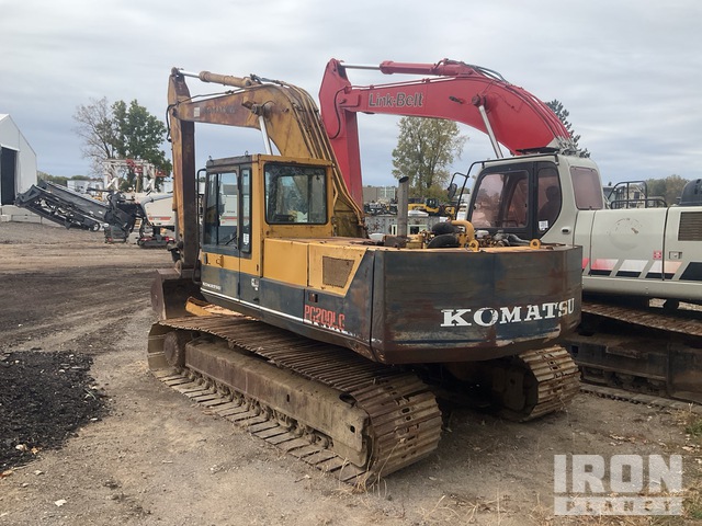 EXCAVADORA 1985 KOMATSU PC200LC