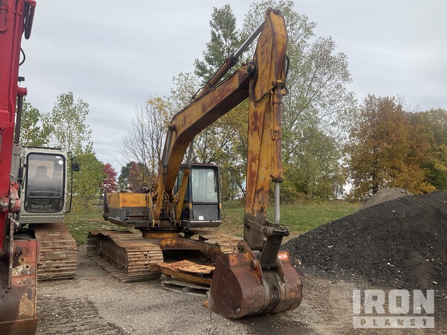 EXCAVADORA 1985 KOMATSU PC200LC