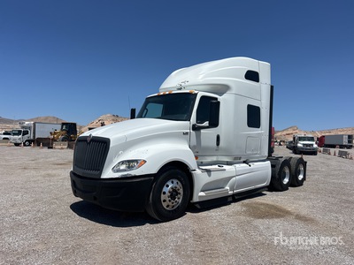 2019 International LT625 6x4 Cabeza Tractora Cabina Dormitorio