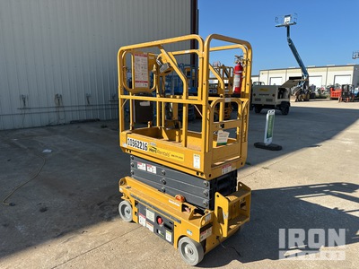 2021 XCMG XG1330DC Electric Scissor Lift