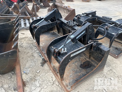 Blue Diamond  78 in Skid Steer Grapple Bucket