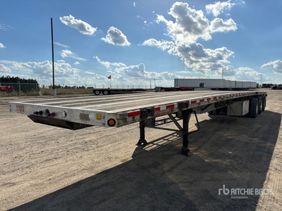 2005 Reitnouer 53 ft Tri/A Flatbed Trailer