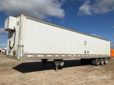 2008 Utility 4000D-X 53 ft x 102 in Tri/A Heated Van Trailer