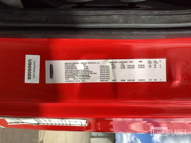 CAMIóN CAMAROTE 2017 FREIGHTLINER